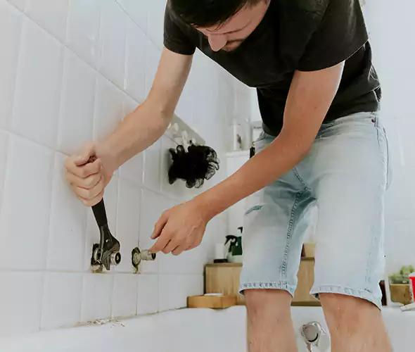 Affordable Bathtub Faucet Replacement in Kenmore: Choose Experienced Local Technicians