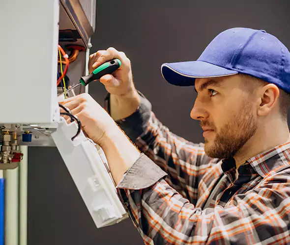 Expert Plumber for Tankless Water Heater Maintenance in Kenmore, WA: Schedule Professional Maintenance Services with Us